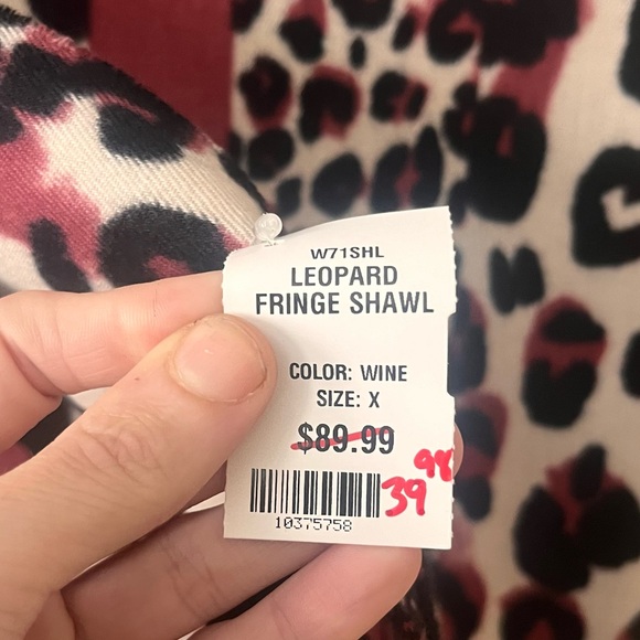 🏷️ 🎉totw • abstract leopard print fringe scarf - Picture 13 of 13